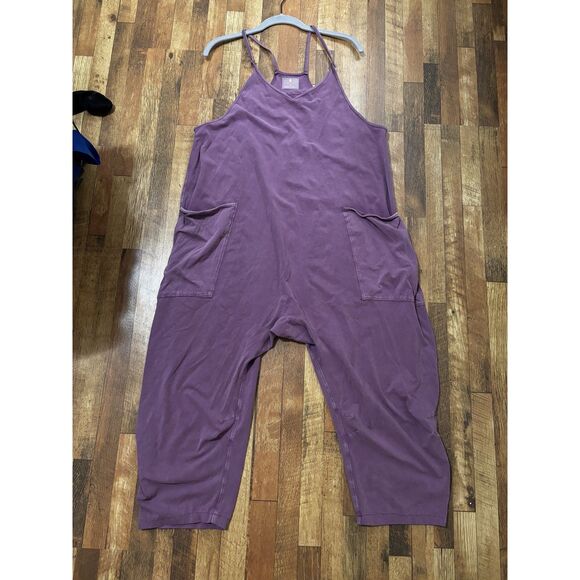 Free People Hot Shot Onesie M Plum Mauve Slouchy Oversized Comfy Jumpsuit - Picture 5 of 6